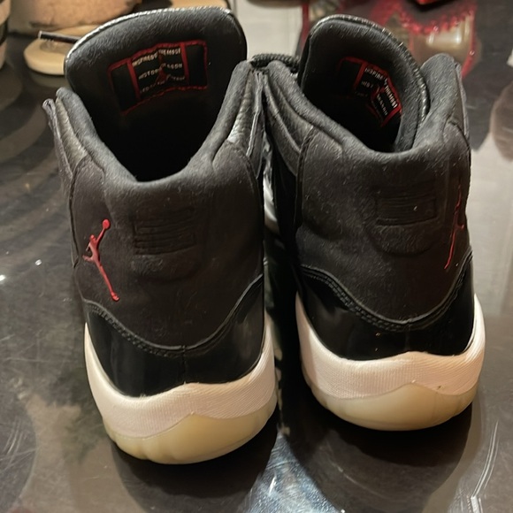 Jordan 11 Retro - Picture 3 of 3